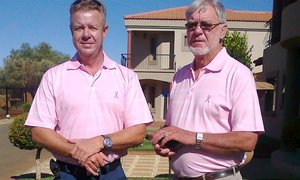 Franskraler speel gholf in Bloemfontein